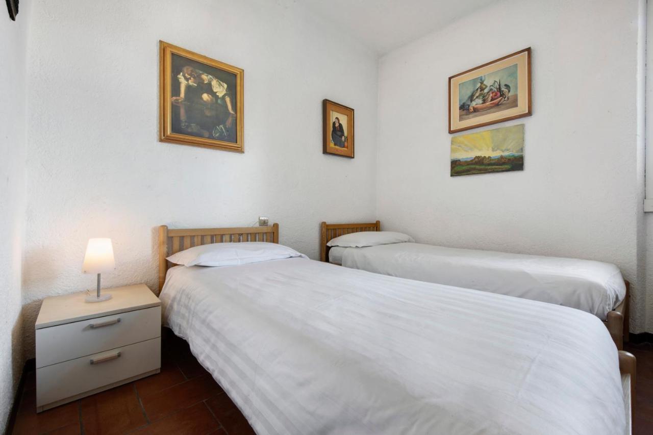 Residence I Prati Di Giussana Лиерна Екстериор снимка